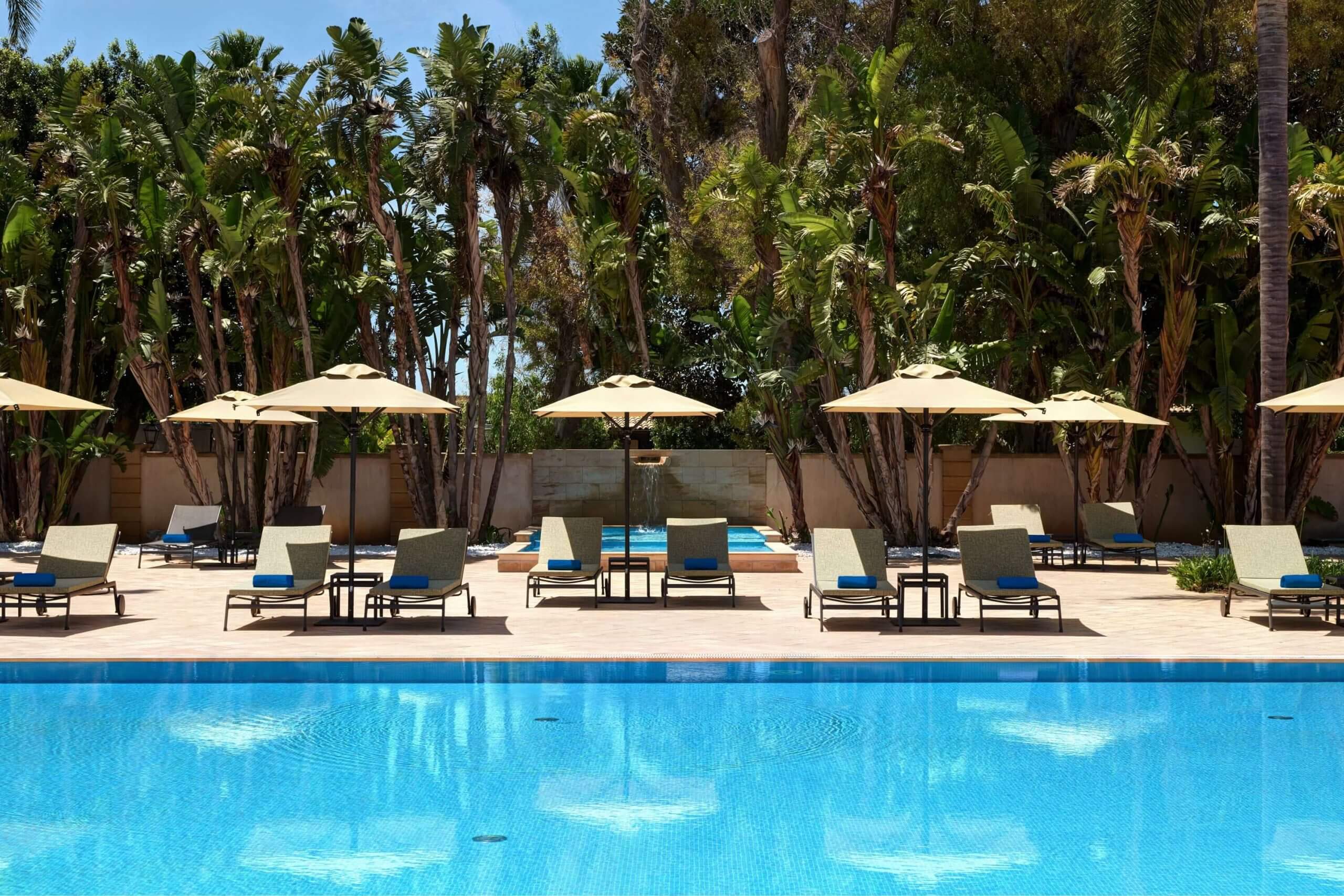Pool Almar Giardino di Costanza Resort & Spa