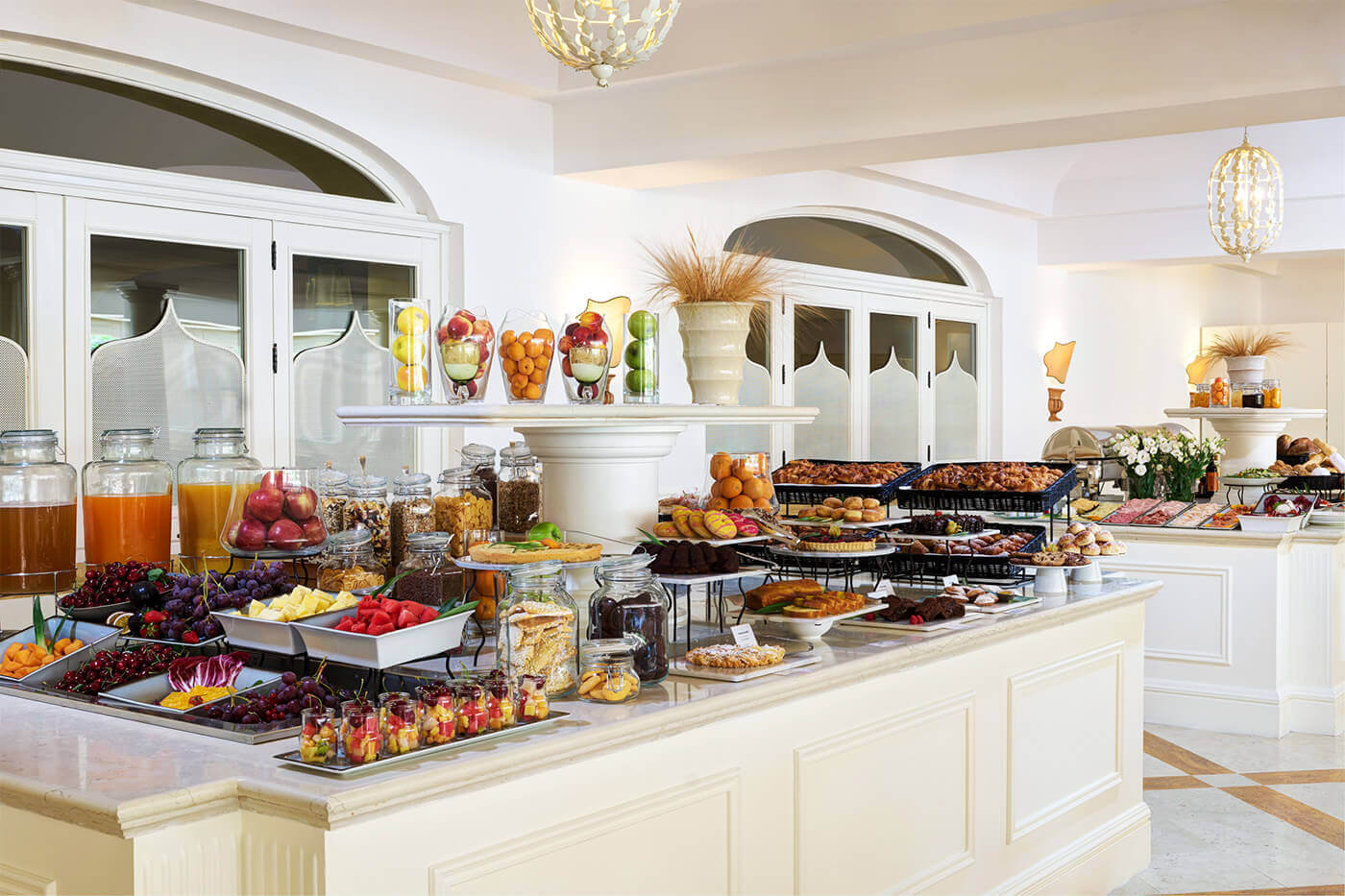 Colazione a buffet Almar Giardino di Costanza Resort & Spa